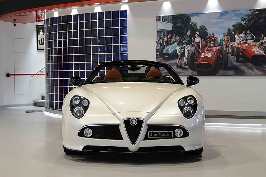 2010 Alfa Romeo 8C Spider