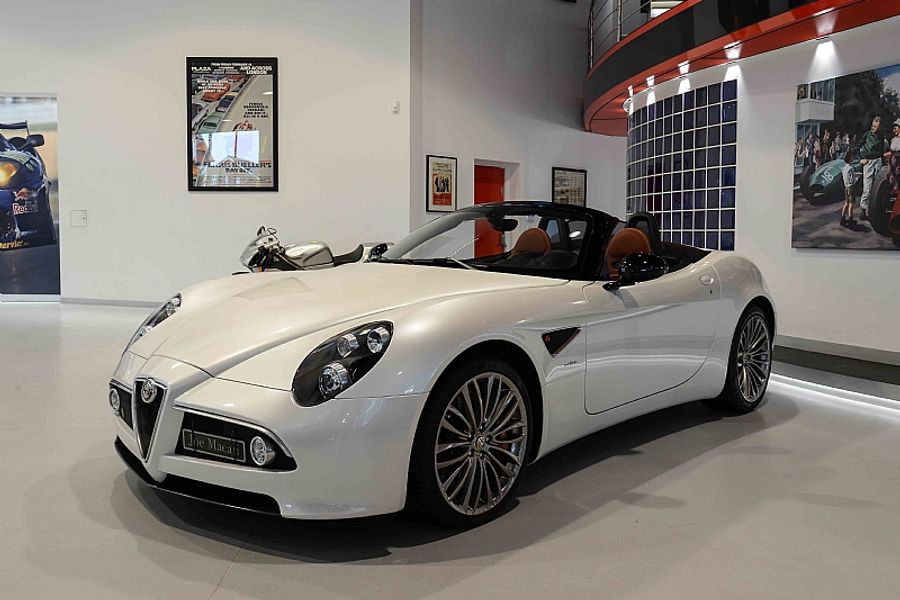 2010 Alfa Romeo 8C Spider