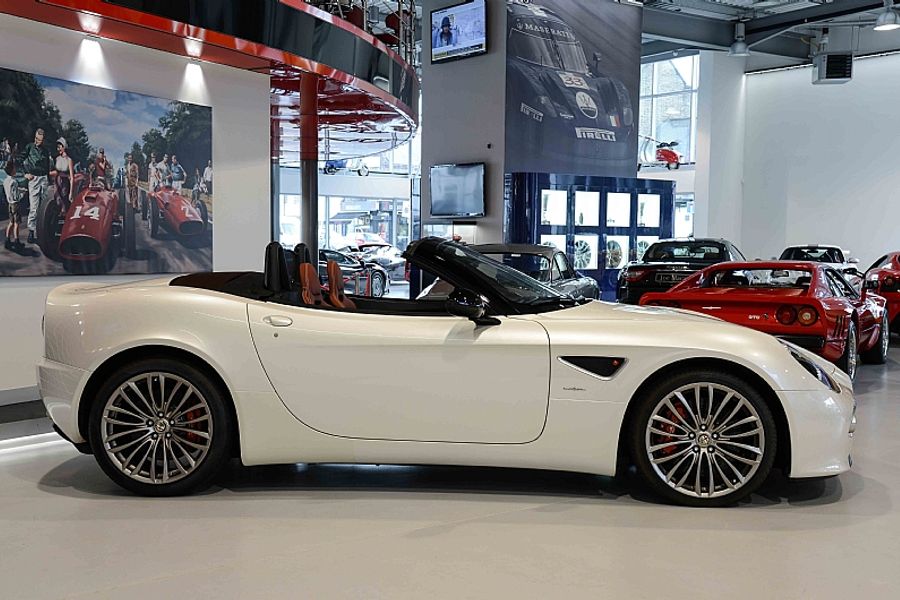 2010 Alfa Romeo 8C Spider