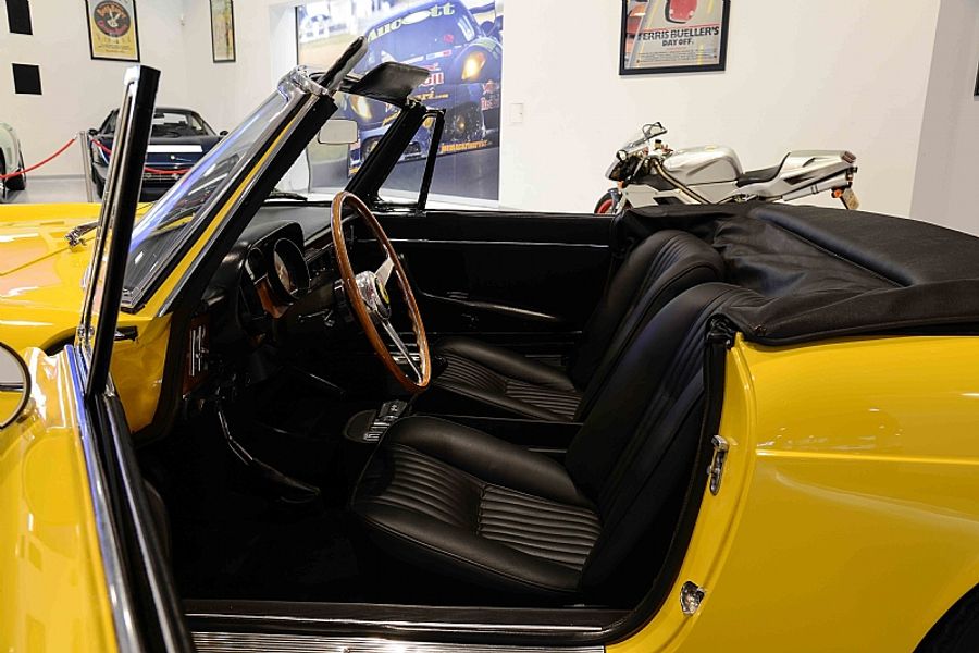 1965 Ferrari 275 GTS LHD