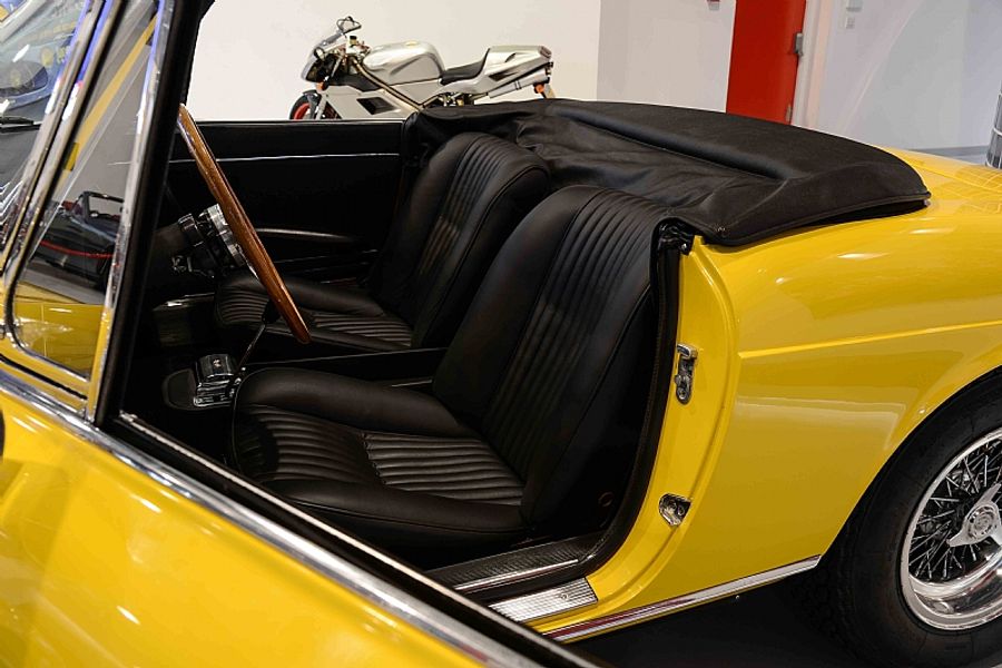 1965 Ferrari 275 GTS LHD