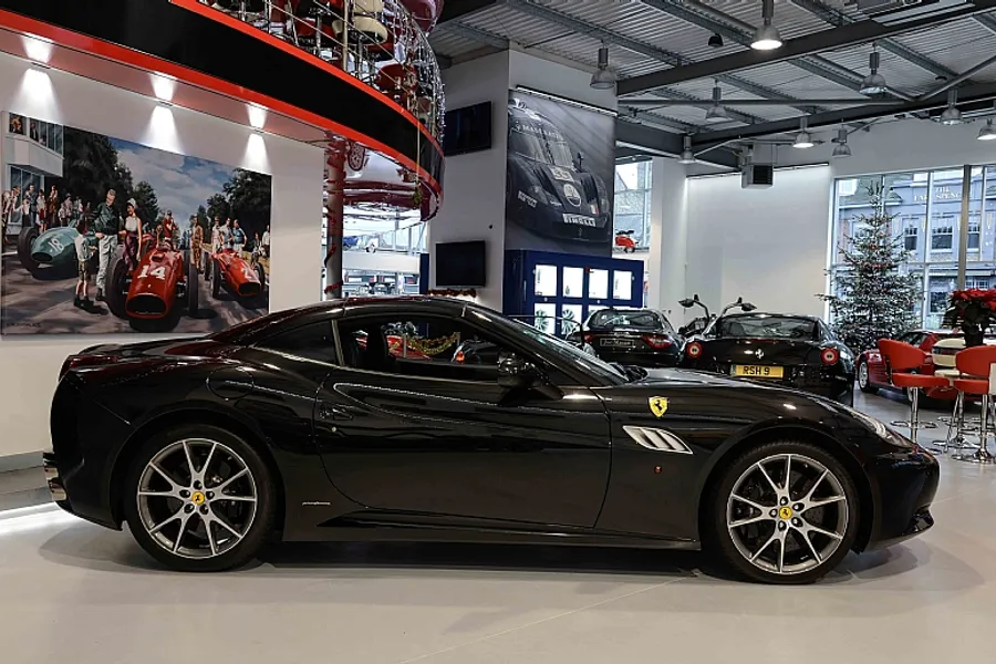 2013 Ferrari California 30