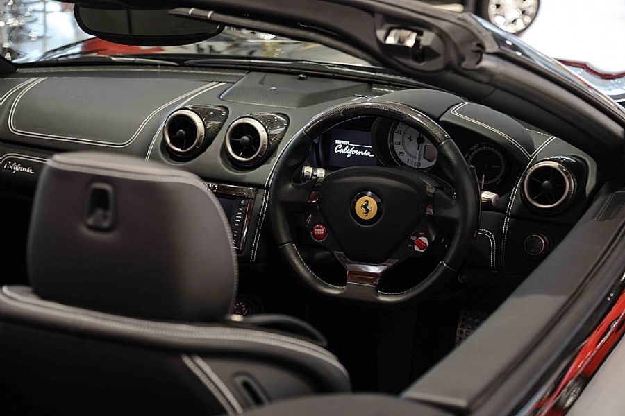 2013 Ferrari California 30