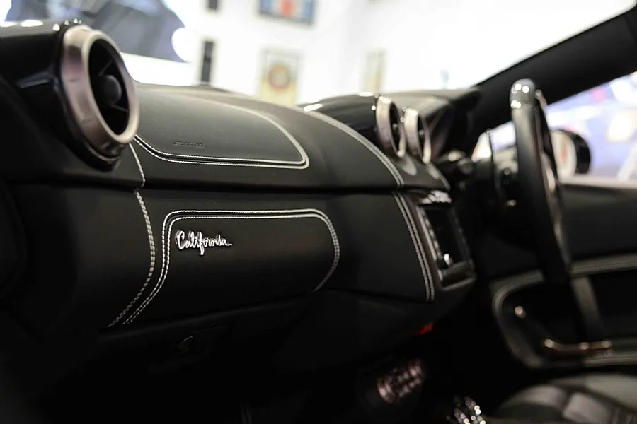 2013 Ferrari California 30