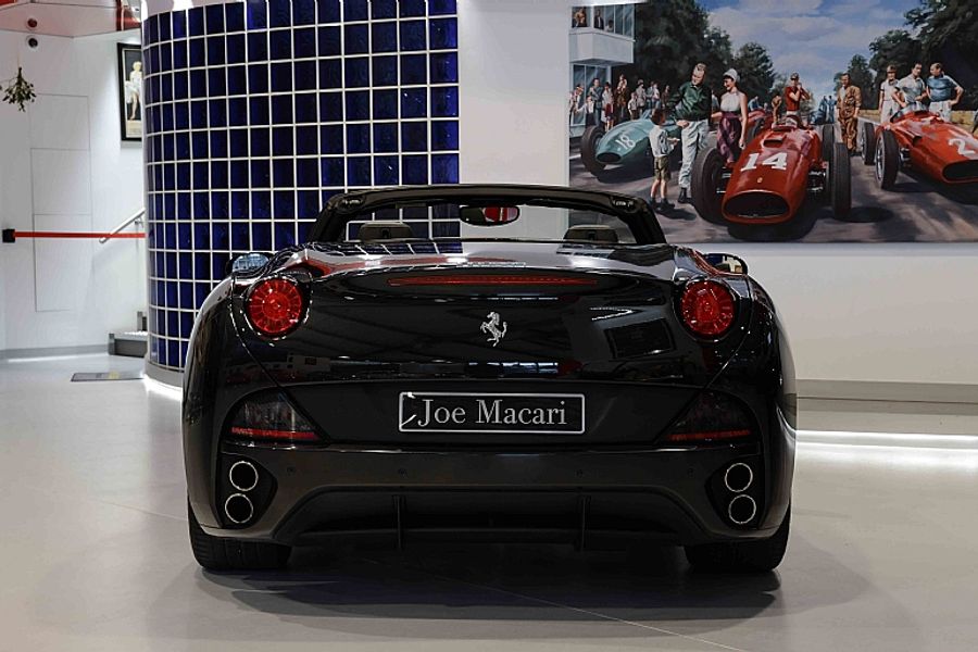 2013 Ferrari California 30