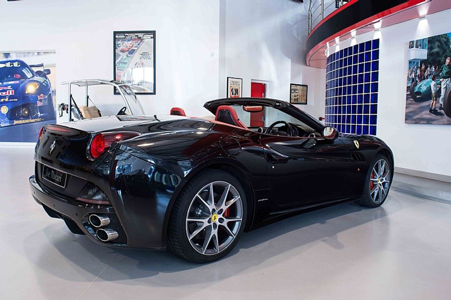 2011 Ferrari California