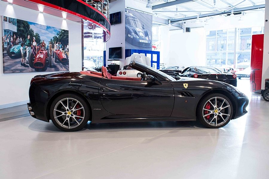 2011 Ferrari California