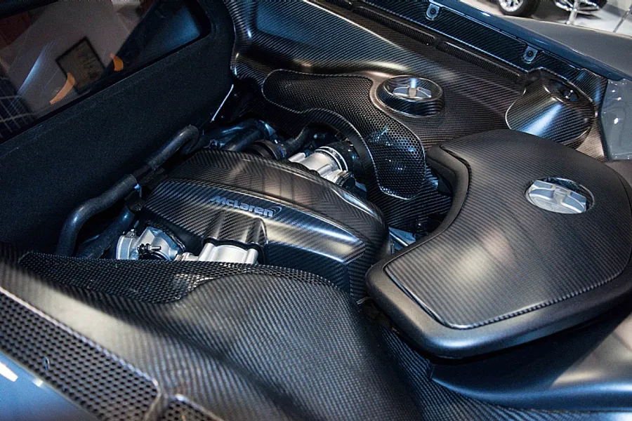 McLaren 675LT LHD