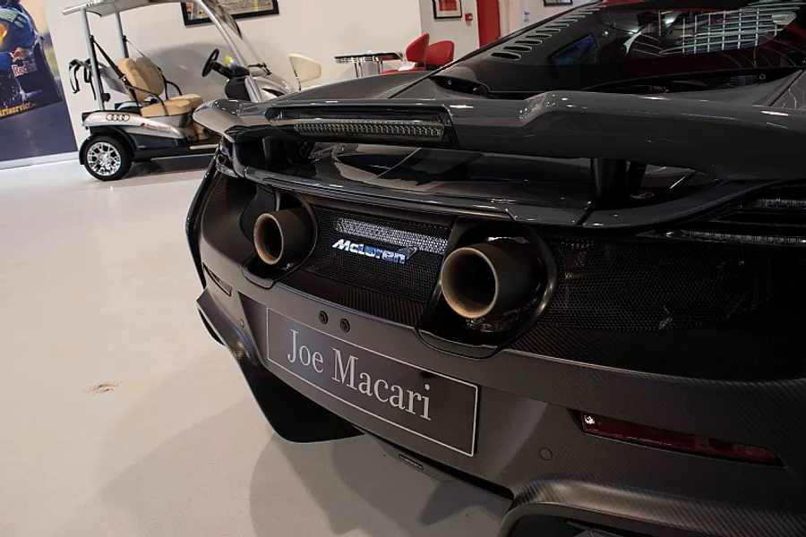 McLaren 675LT LHD