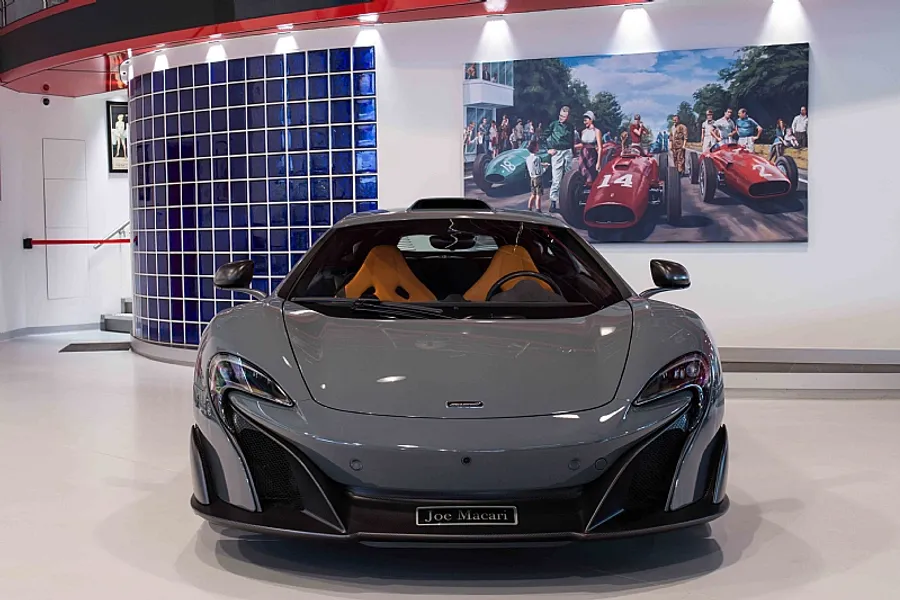 McLaren 675LT LHD