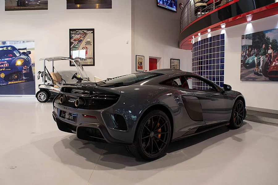McLaren 675LT LHD