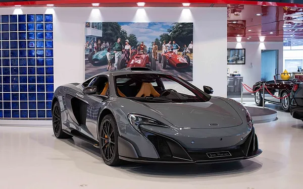 McLaren 675LT LHD