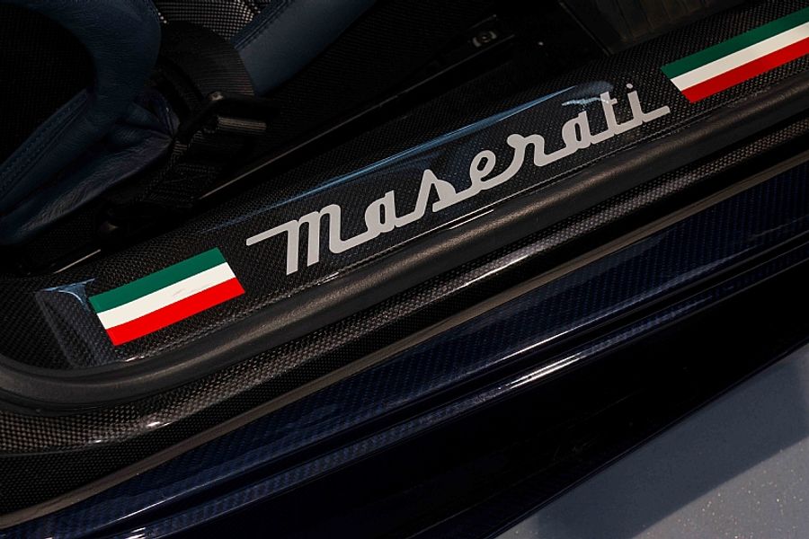 2005 Maserati MC12