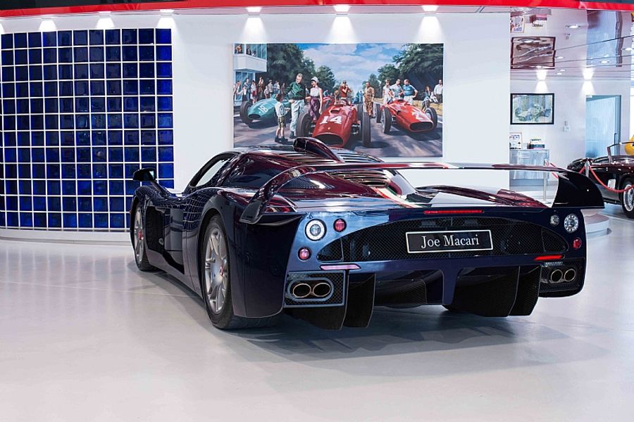2005 Maserati MC12