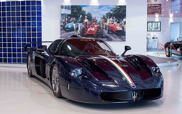 2005 Maserati MC12