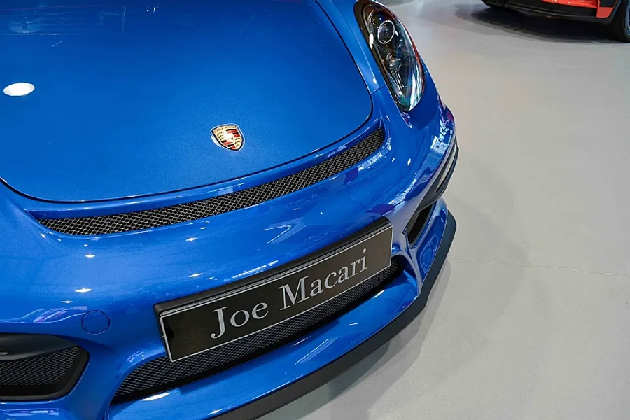 2016 Porsche GT4