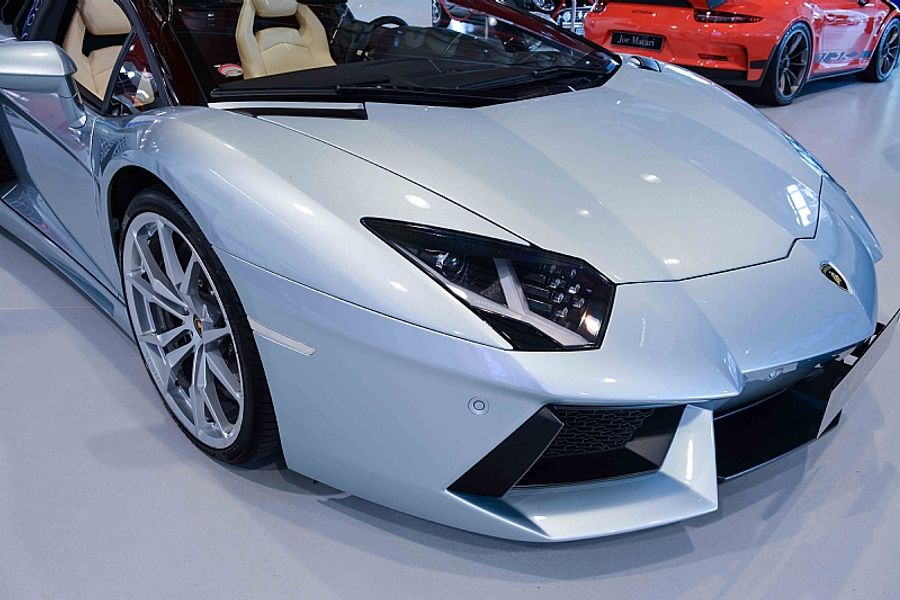 2013 Lamborghini Aventador Roadster