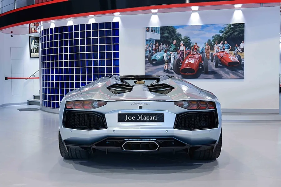 2013 Lamborghini Aventador Roadster