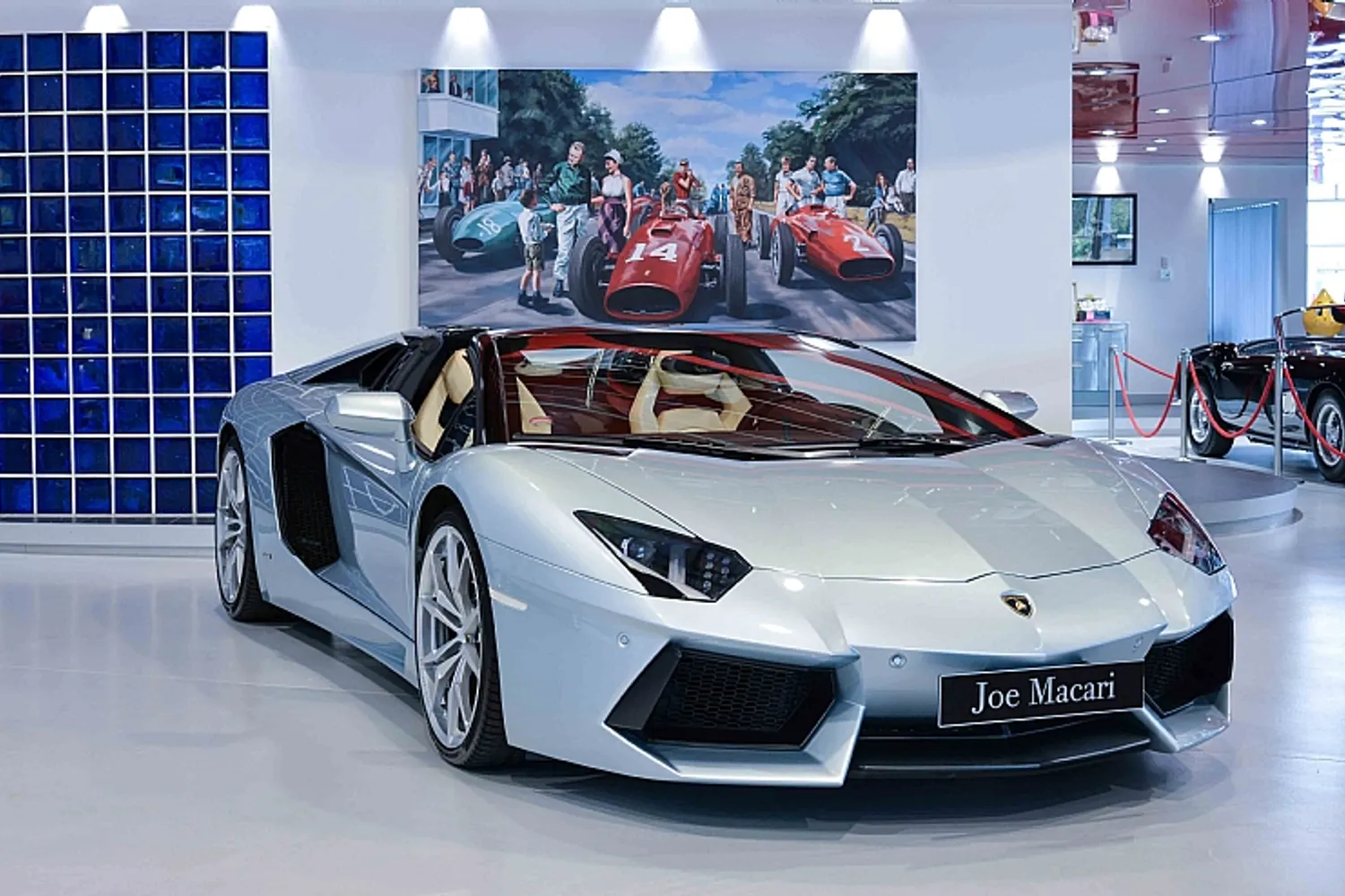 2013 Lamborghini Aventador Roadster