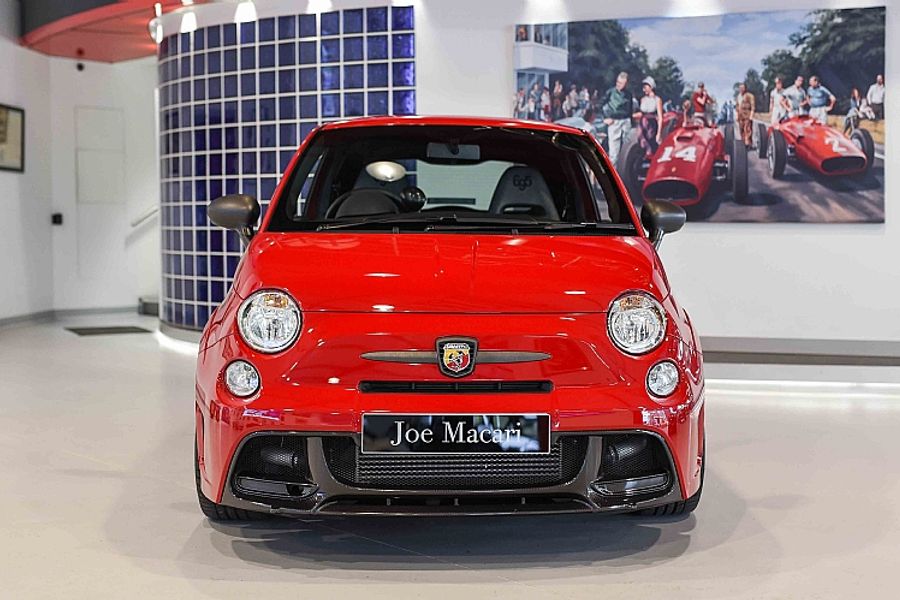 2015 Abarth 695 Biposto
