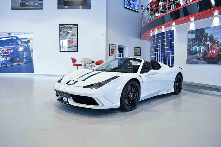 2015 Ferrari Speciale Aperta