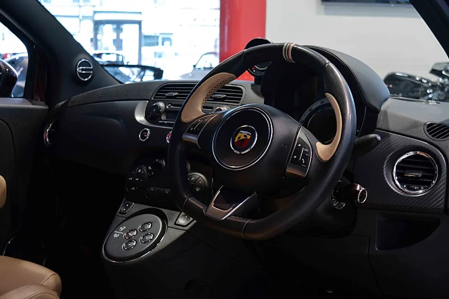 2014 Abarth 695 Maserati Edition
