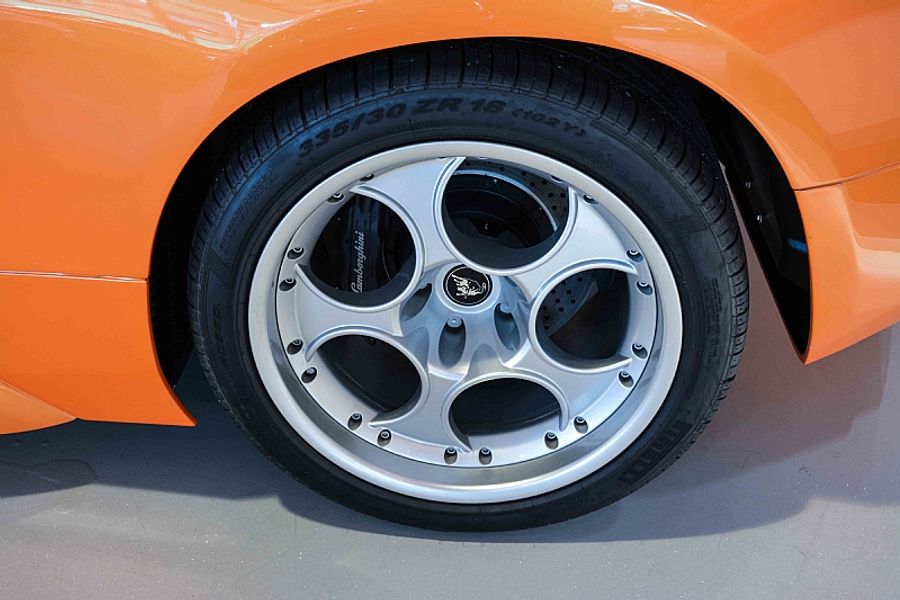 2003 Lamborghini Murcielago