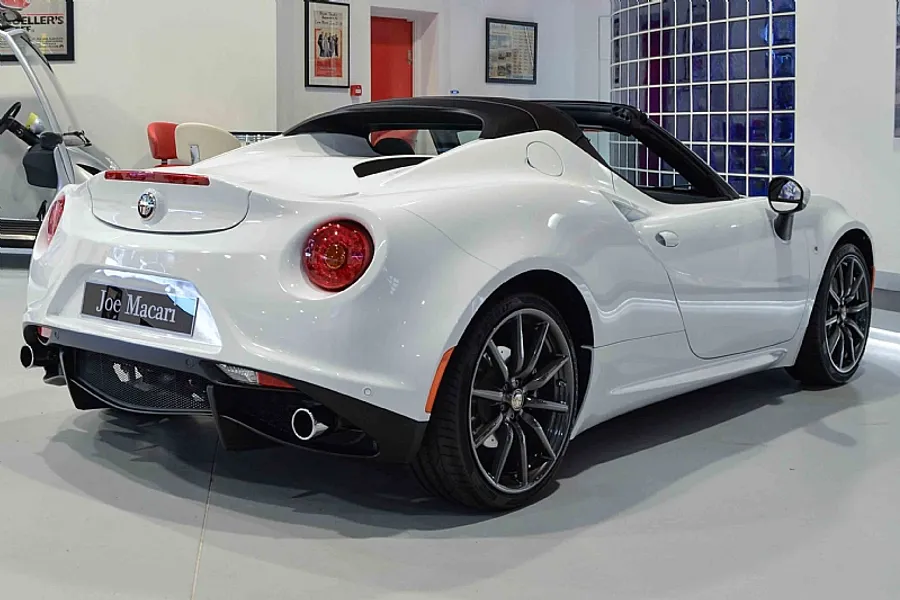 2015 Alfa Romeo 4C Spider