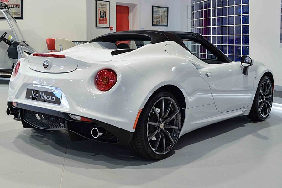 2015 Alfa Romeo 4C Spider