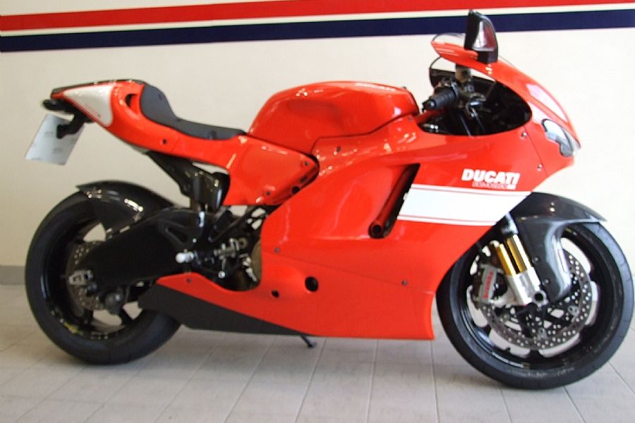 2008 Ducati Desmosedici RR