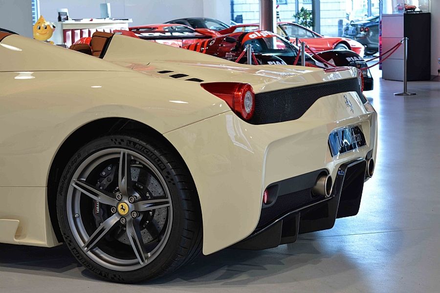 2015 Ferrari 458 Speciale Aperta RHD