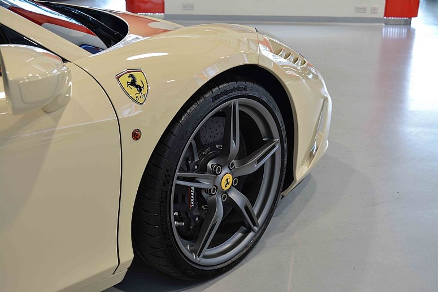 2015 Ferrari 458 Speciale Aperta RHD