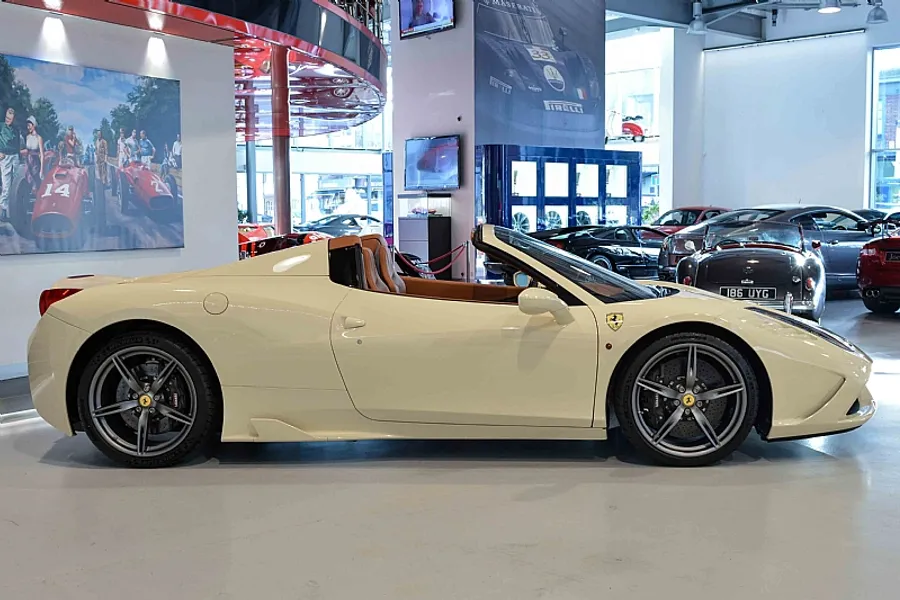 2015 Ferrari 458 Speciale Aperta RHD