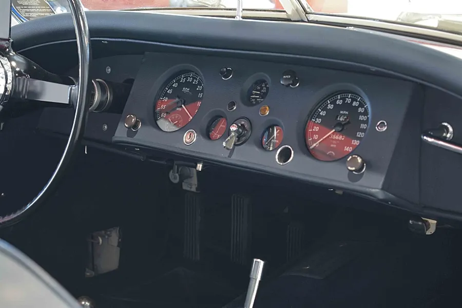 1954 Jaguar XK120 SE Roadster