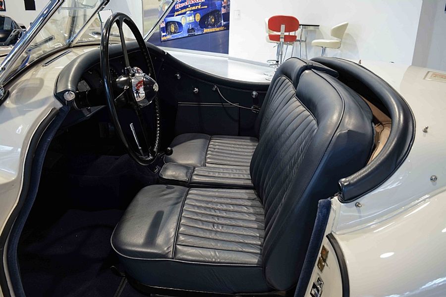 1954 Jaguar XK120 SE Roadster