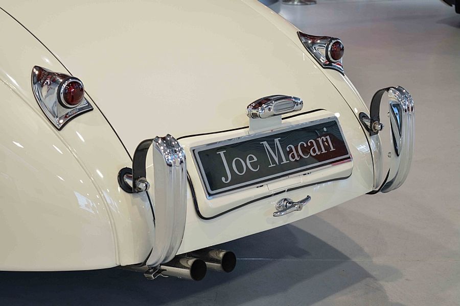 1954 Jaguar XK120 SE Roadster
