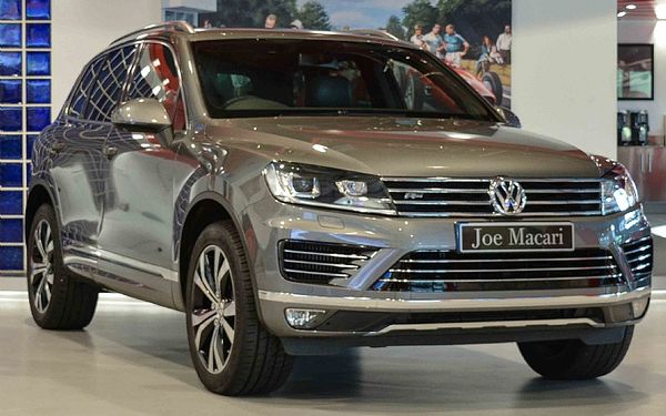 2016 VW Touareg V6 R-Line
