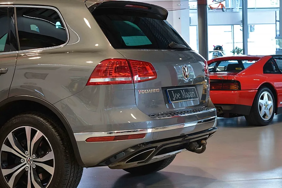 2016 VW Touareg V6 R-Line