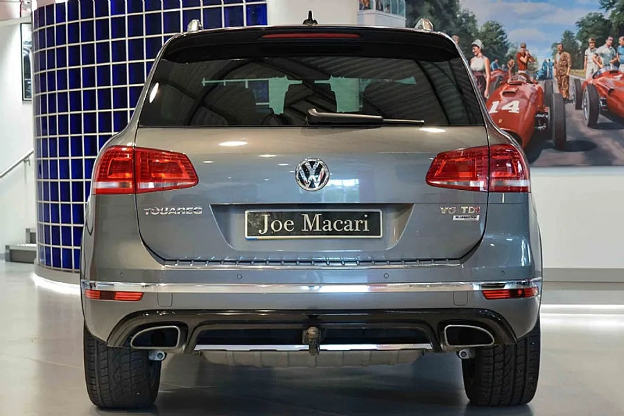 2016 VW Touareg V6 R-Line
