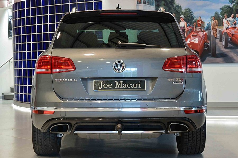 2016 VW Touareg V6 R-Line