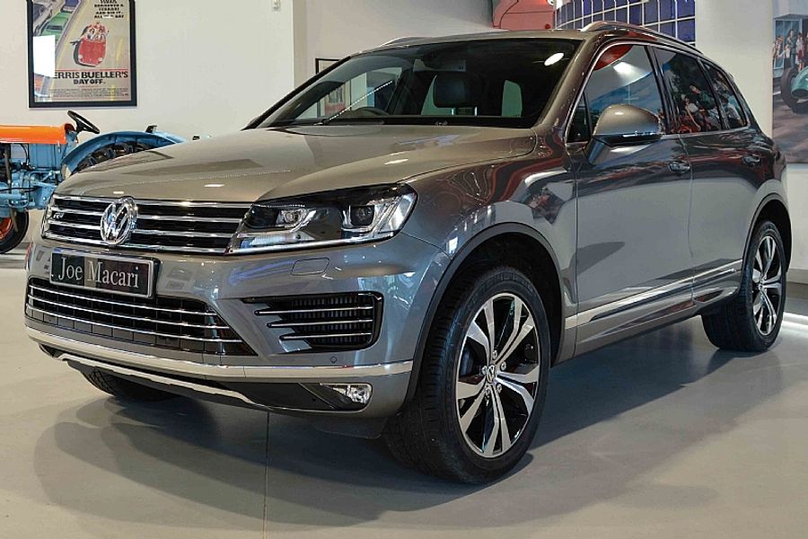 2016 VW Touareg V6 R-Line
