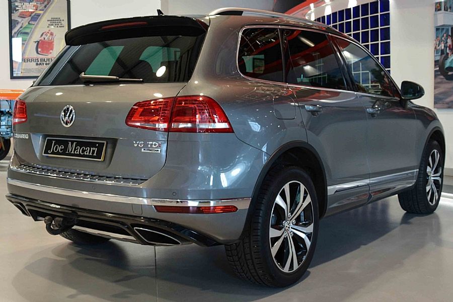 2016 VW Touareg V6 R-Line