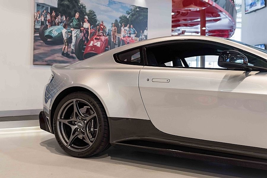 2017 Aston Martin GT8