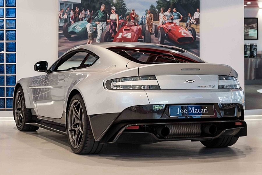 2017 Aston Martin GT8