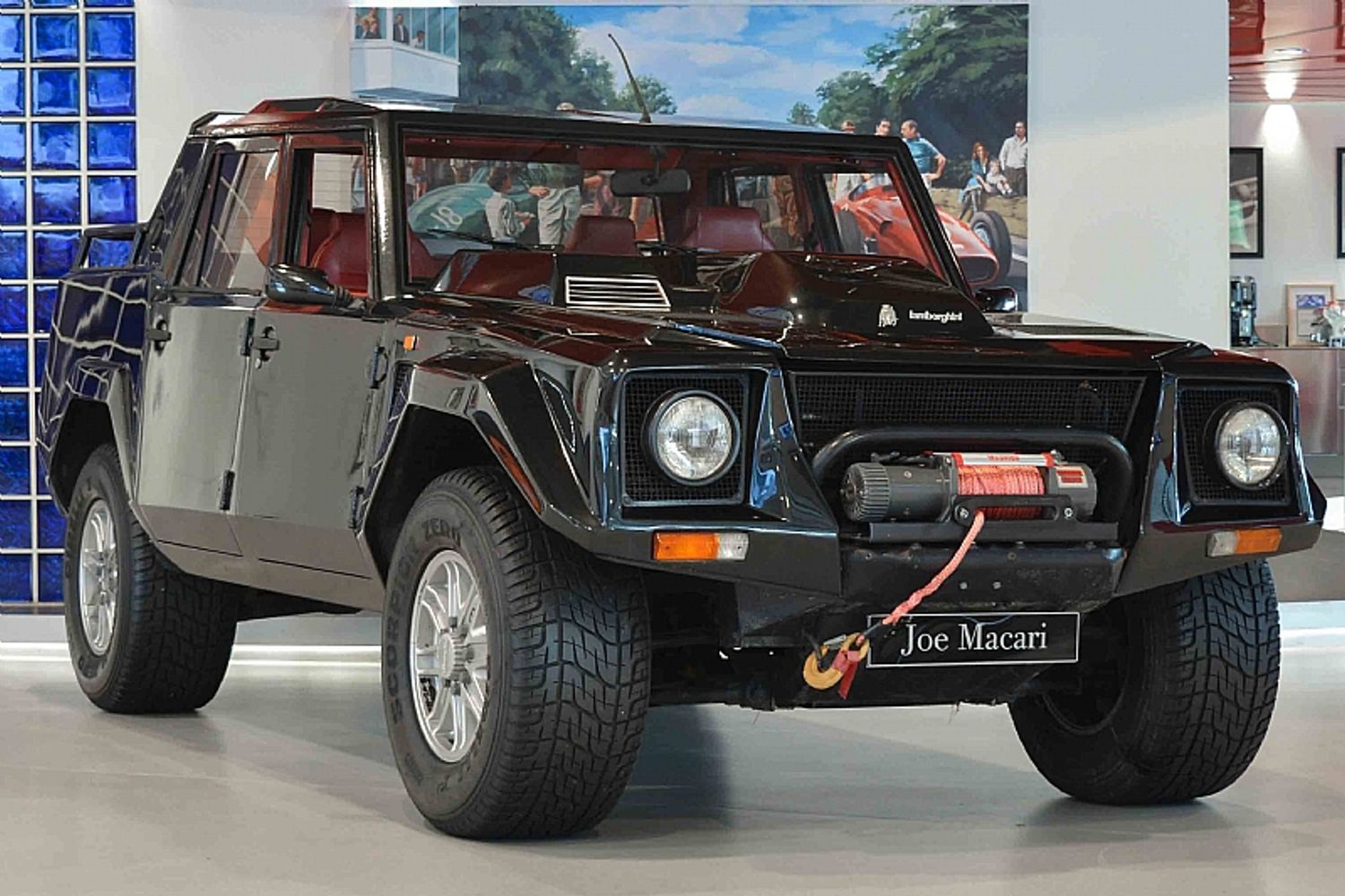 1990 Lamborghini LM002