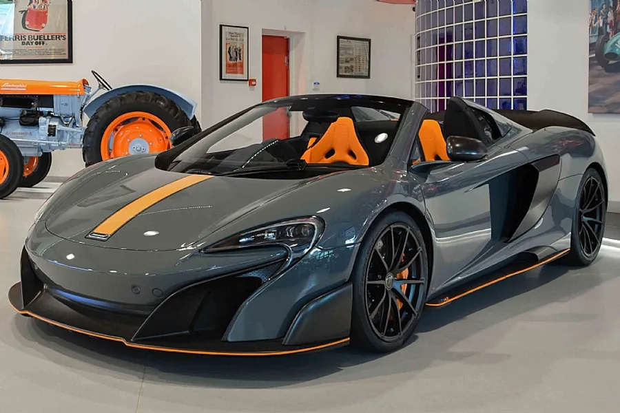 2016 McLaren 675LT Spider