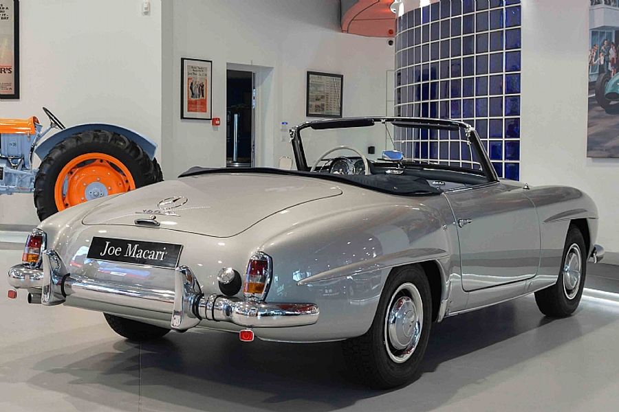 1962 Mercedes -Benz 190 SL