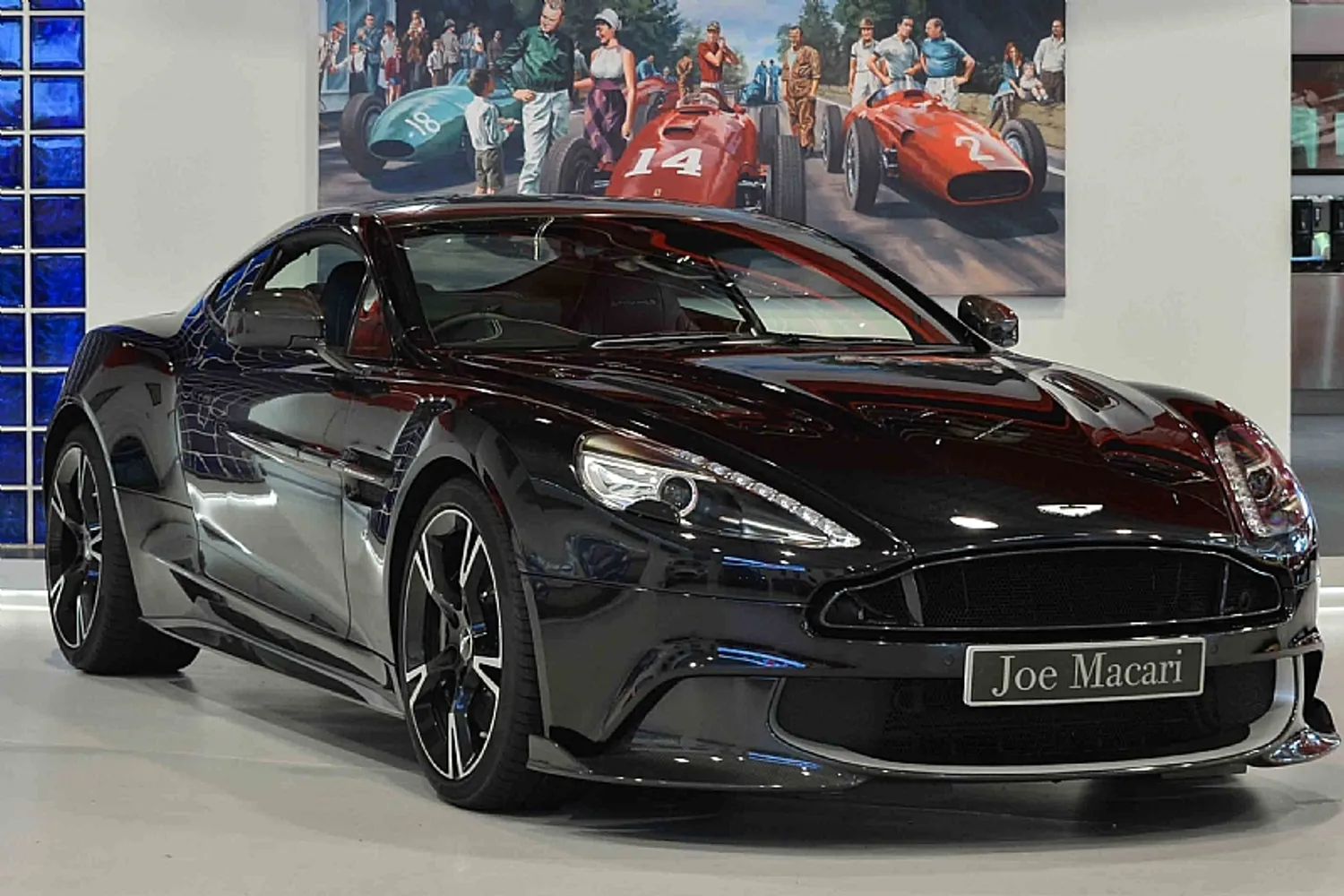 2017 Aston Martin Vanquish S