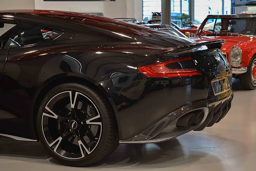 2017 Aston Martin Vanquish S