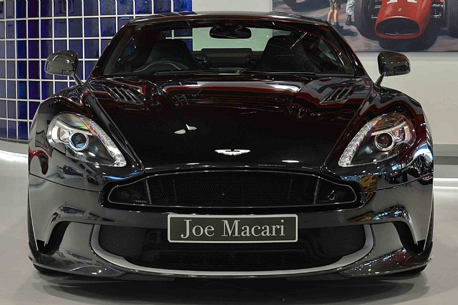 2017 Aston Martin Vanquish S